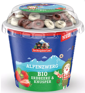 BIO jahodový jogurt s čokoládovými kroužky 137 g Berchtesgardener Land